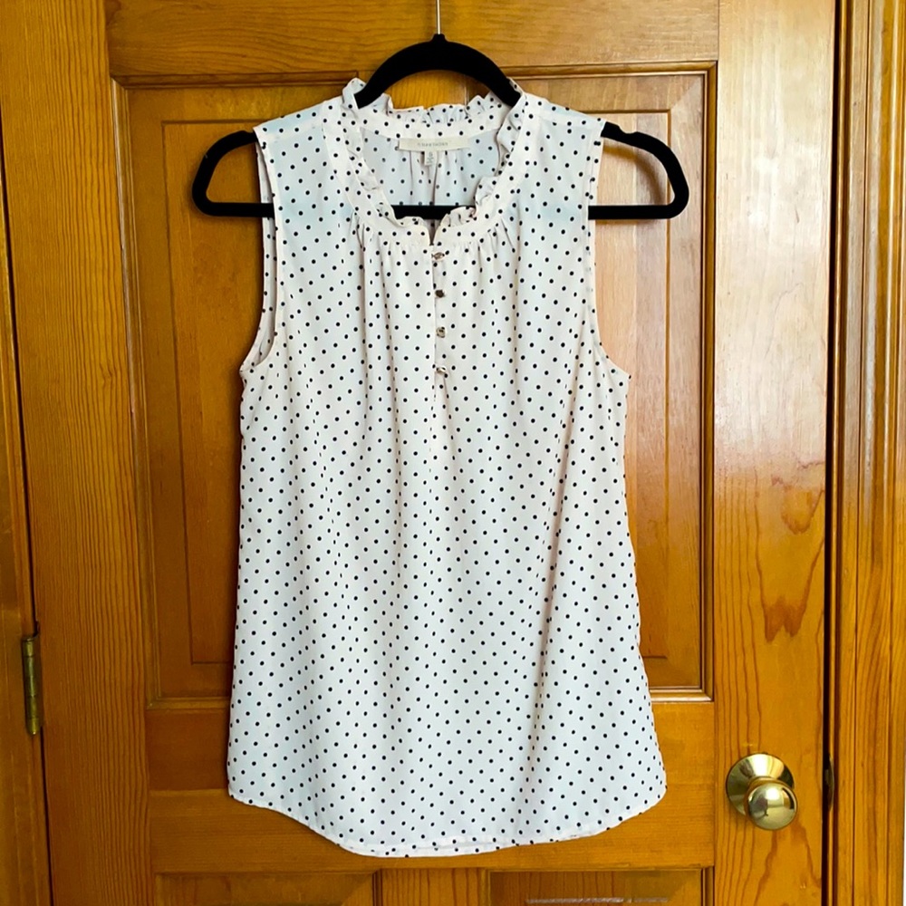 Sleeveless, polka dot blouse. Small